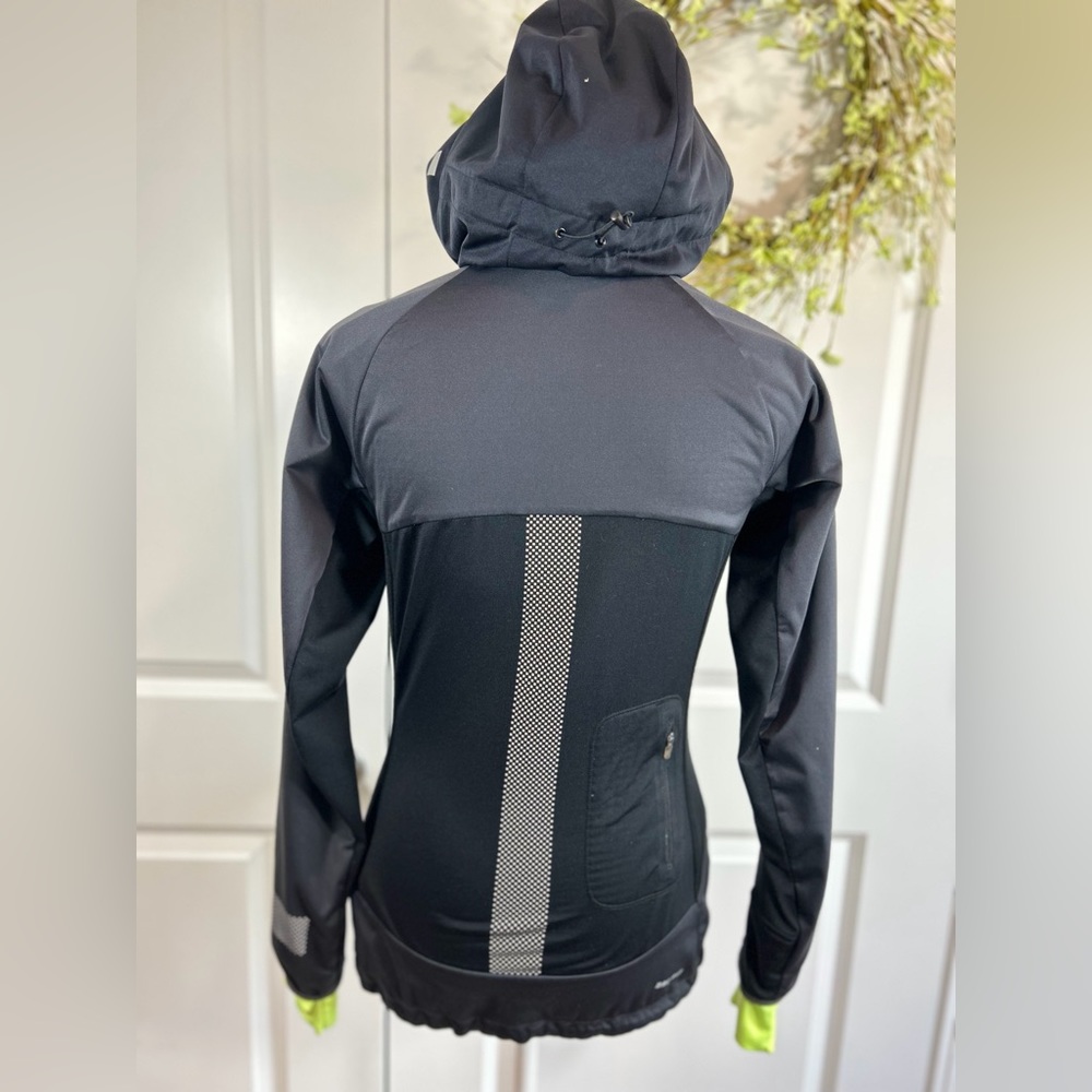Nike Dri-Fit Womens Size SM Shield Max Running Jacket Full Zip Hooded Logo Black - Picture 6 of 16